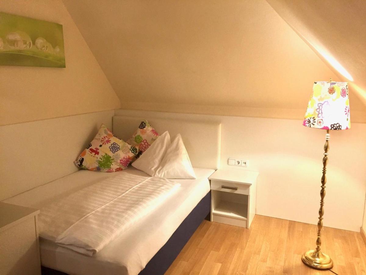 Hotel Restaurant Haeupl Seewalchen Eksteriør bilde